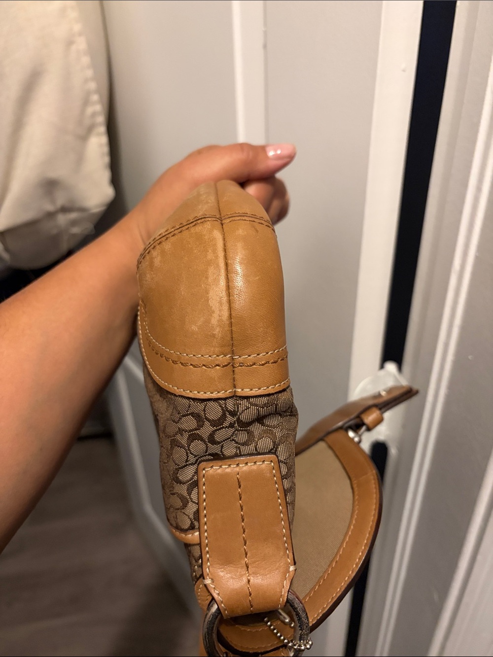 Coach Brown Signature Canvas Shoulder Bag with Tan Leather Trim - Picture 3 of 6